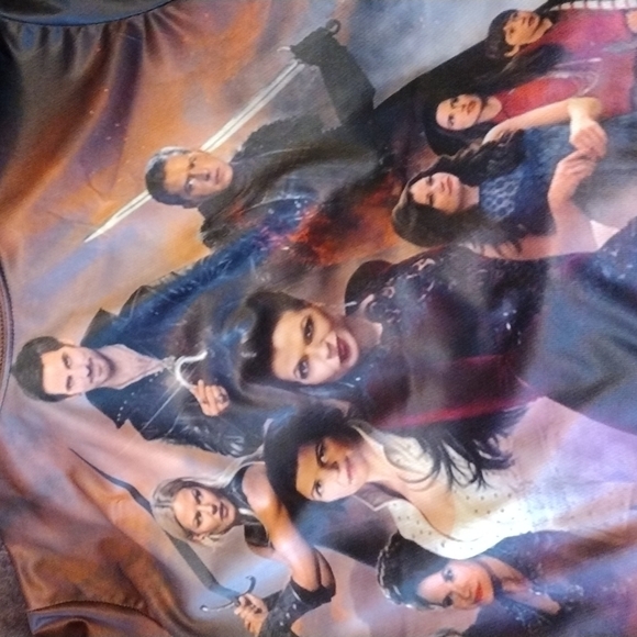 ABCs Once Upon a Time short sleeved shirt - Picture 1 of 5